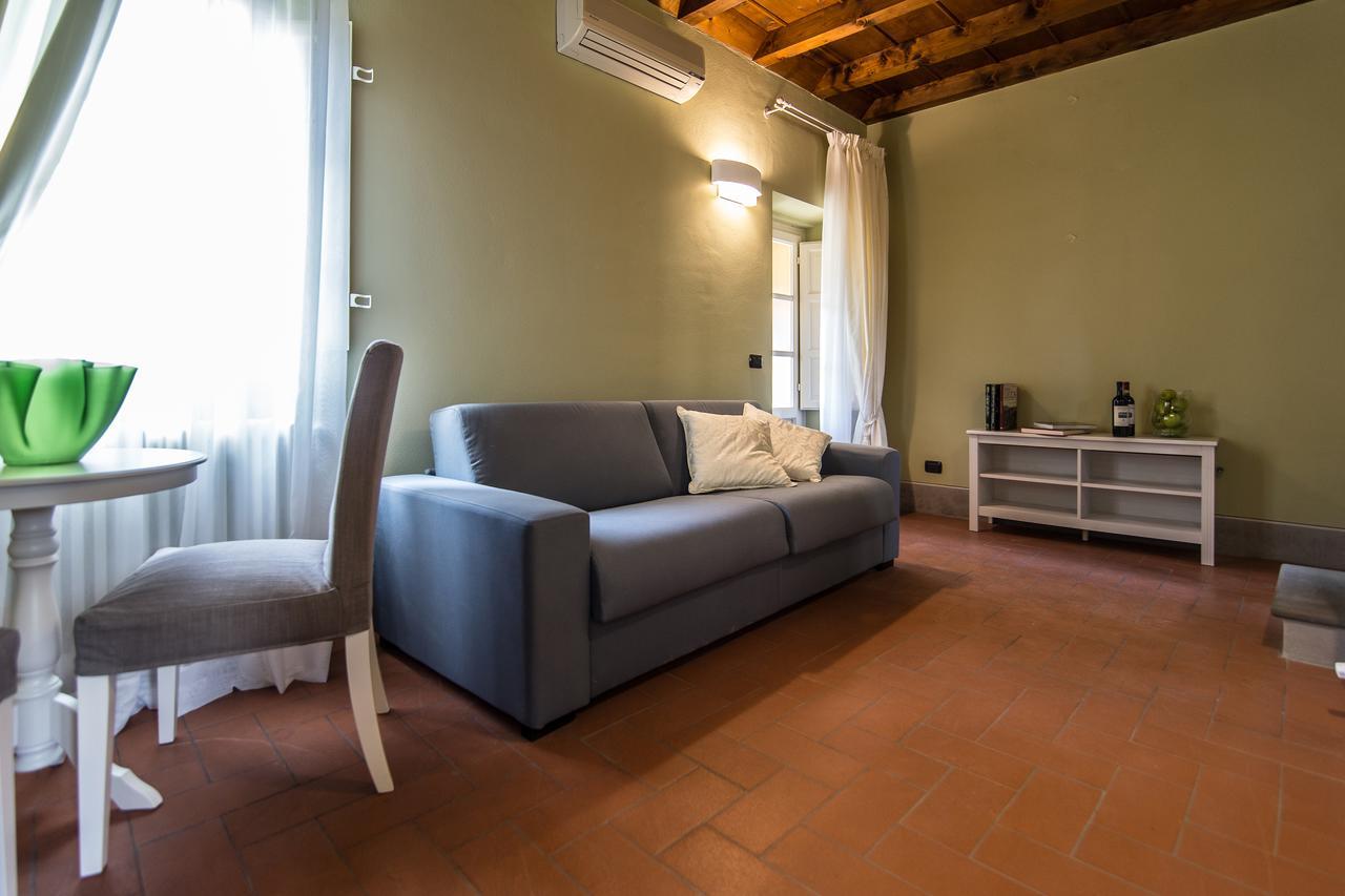 B&B Residenza Di Via Fontana Lucca Exterior foto